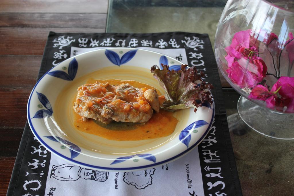 Hare Pakoba Guest House Ханга Роа Екстериор снимка