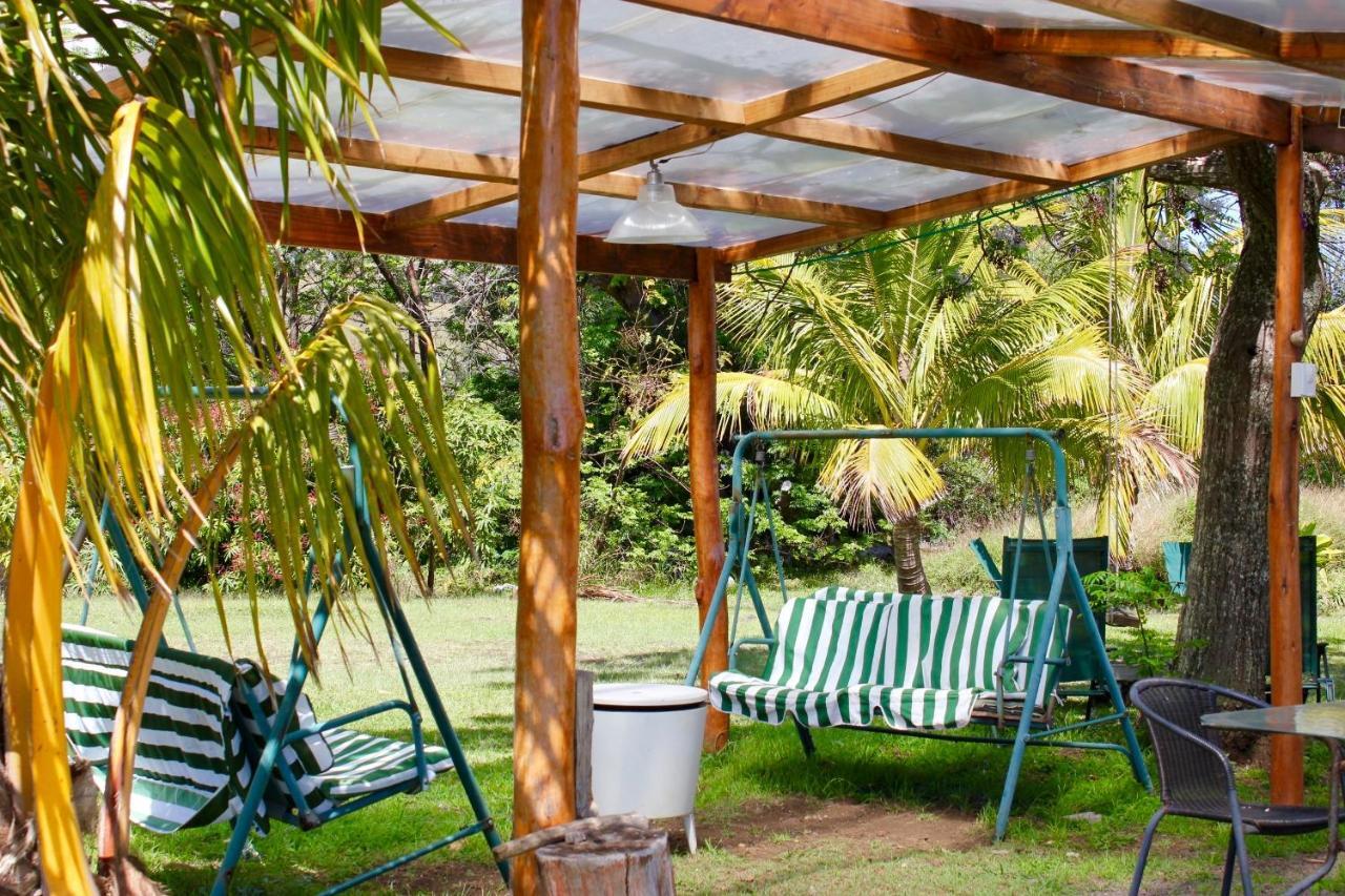 Hare Pakoba Guest House Ханга Роа Екстериор снимка